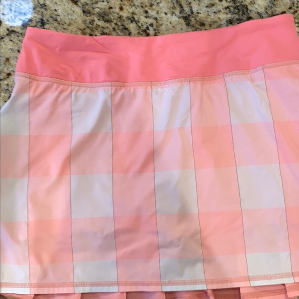 Lululemon pace setter skirt
